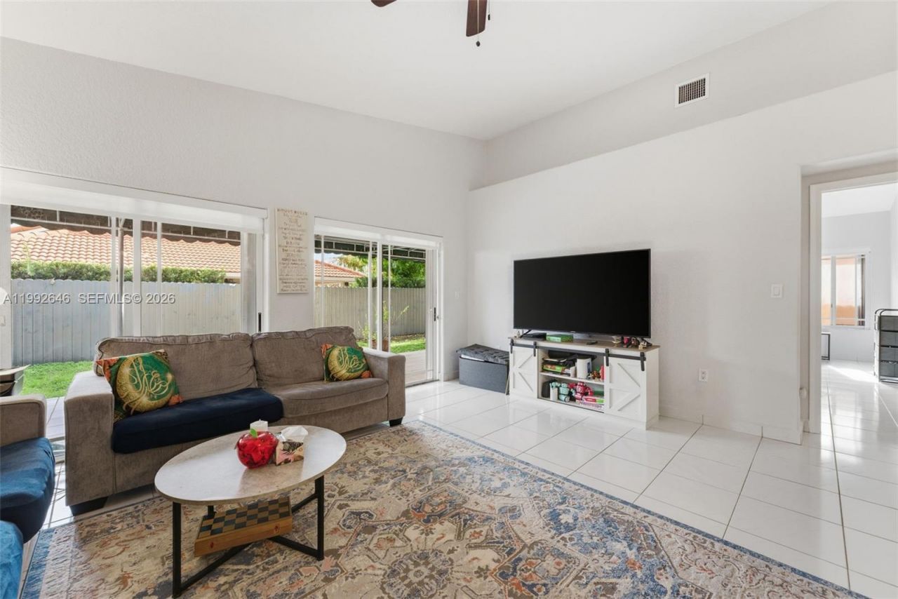 8790 NW 142nd St, Miami Lakes, FL 33018 Photo