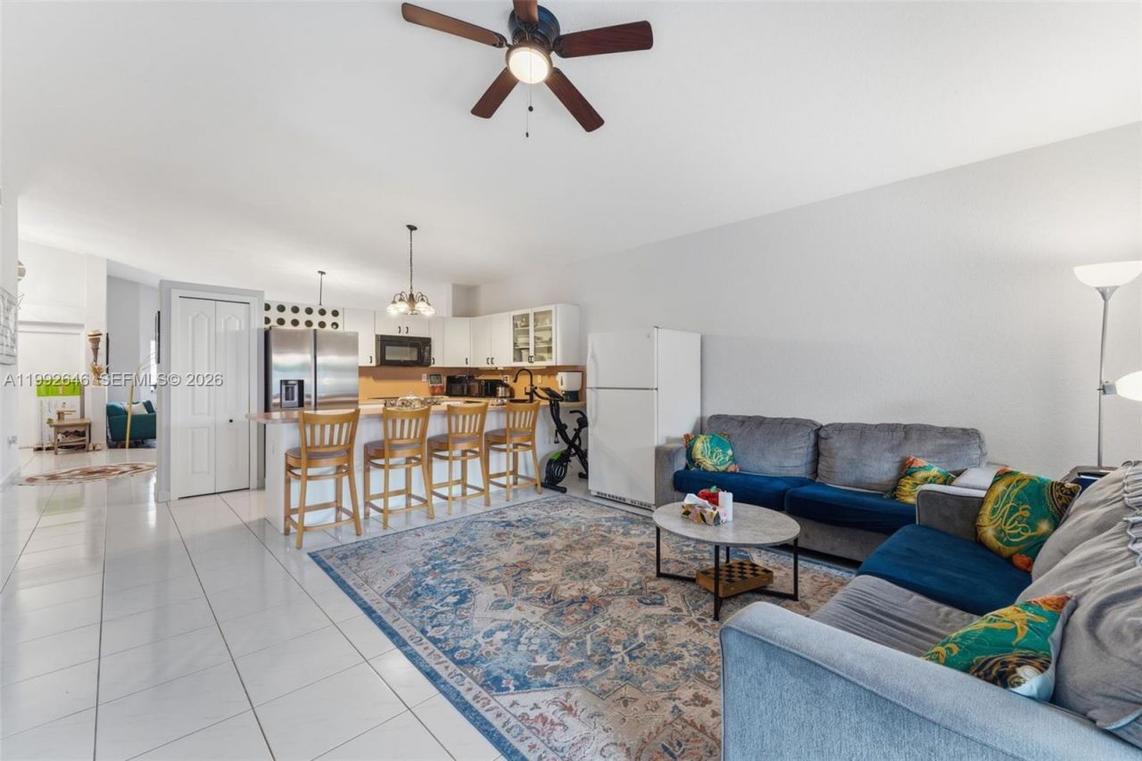 8790 NW 142nd St, Miami Lakes, FL 33018 Photo