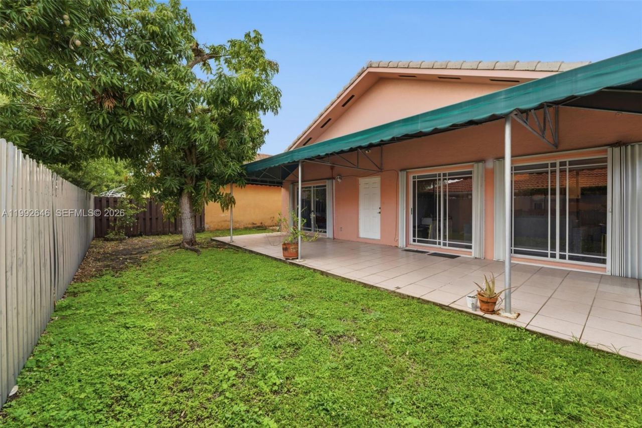 8790 NW 142nd St, Miami Lakes, FL 33018 Photo