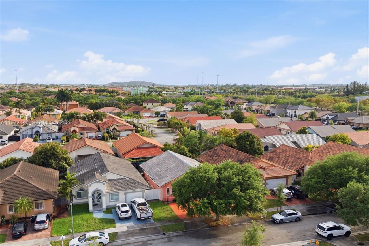 8790 NW 142nd St, Miami Lakes, FL 33018 Photo