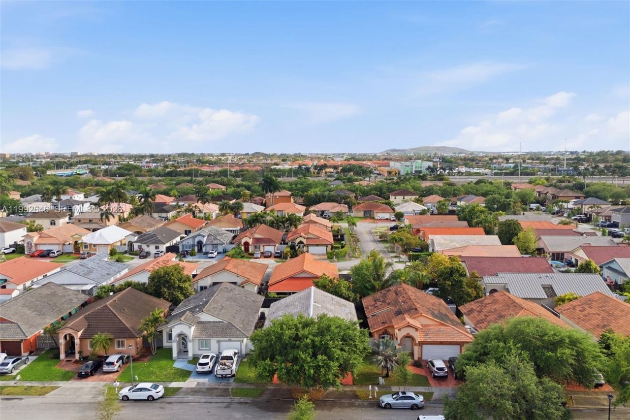 8790 NW 142nd St, Miami Lakes, FL 33018 Photo