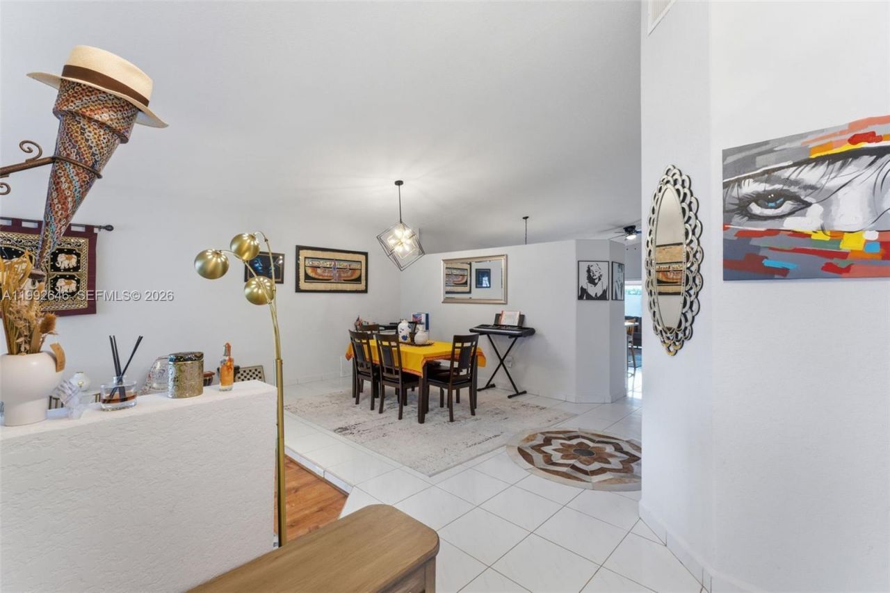 8790 NW 142nd St, Miami Lakes, FL 33018 Photo