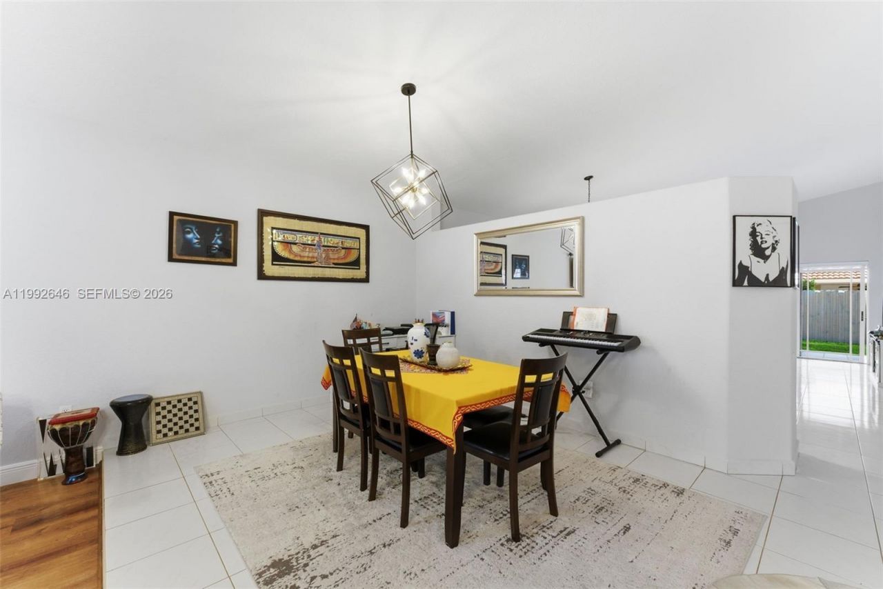 8790 NW 142nd St, Miami Lakes, FL 33018 Photo