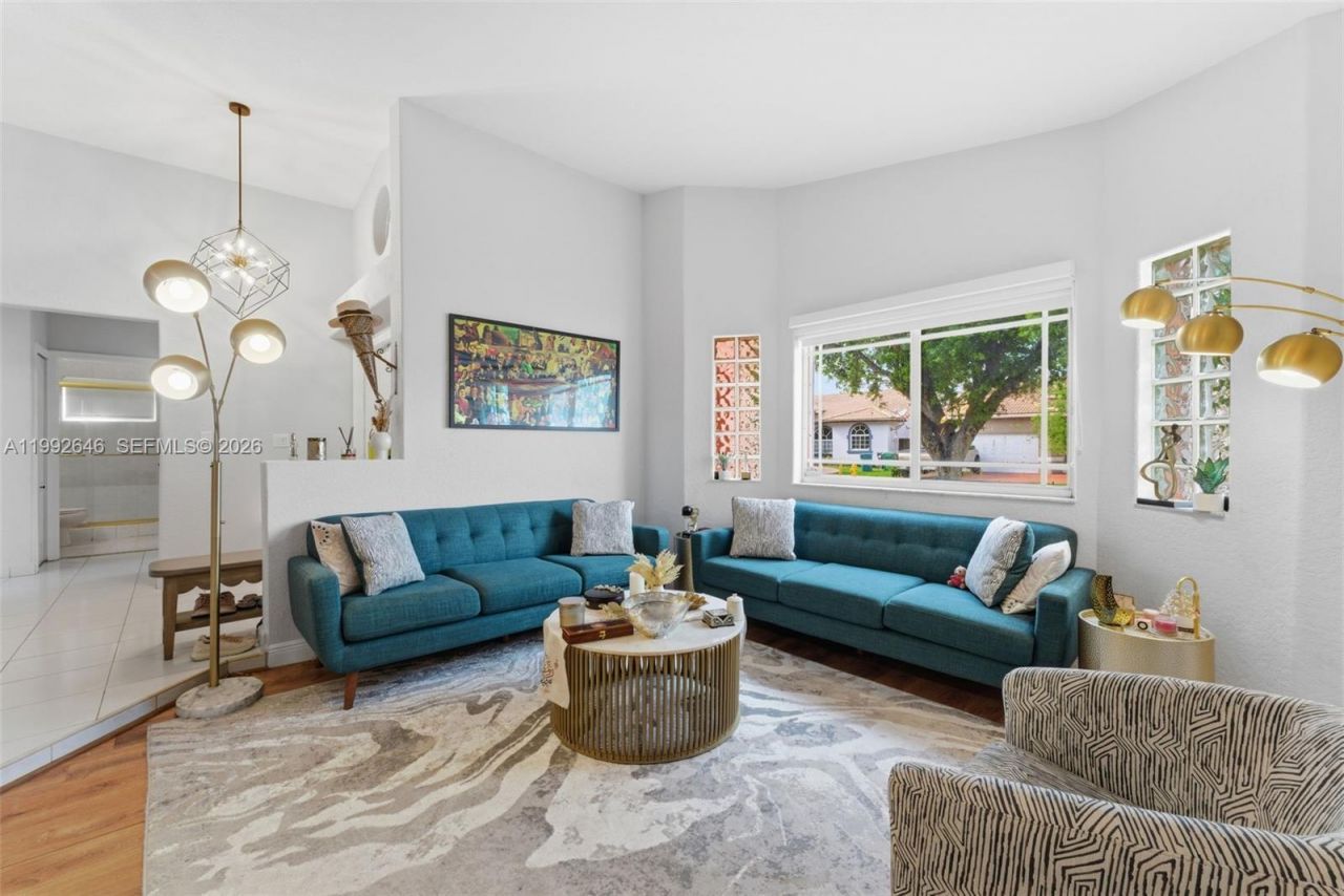 8790 NW 142nd St, Miami Lakes, FL 33018 Photo