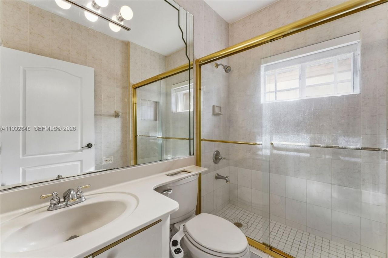 8790 NW 142nd St, Miami Lakes, FL 33018 Photo