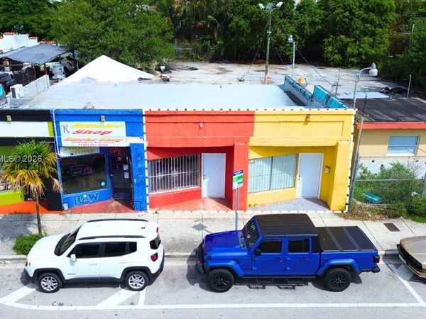 1527 W Flagler St , Miami, FL 33135