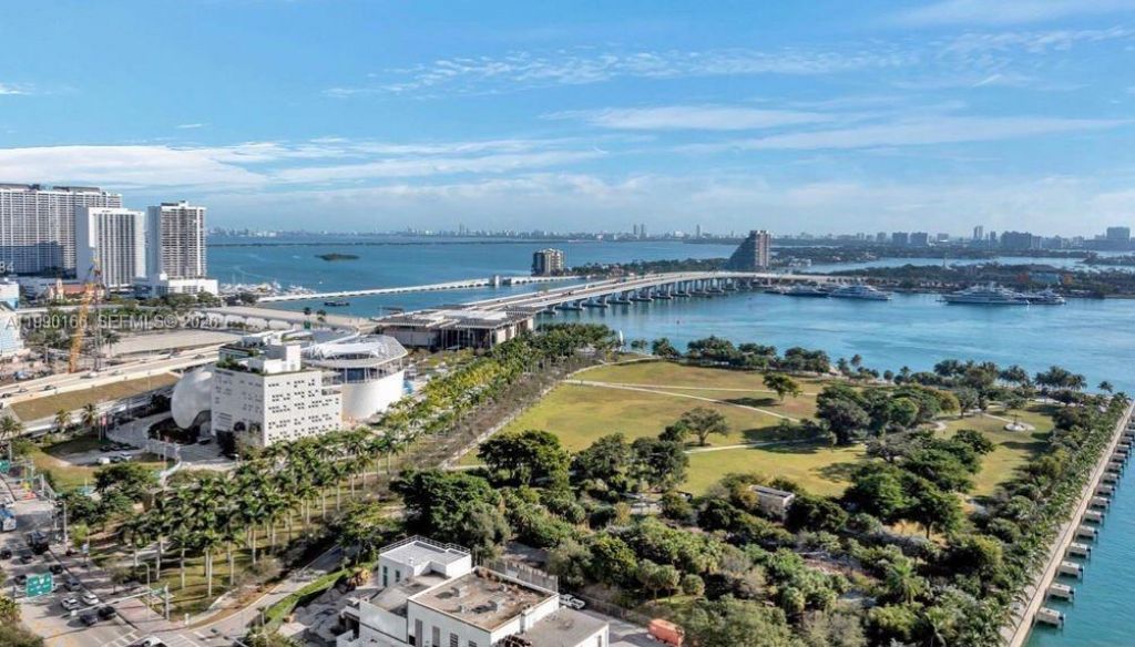 888 Biscayne Blvd, Unit 1810, Miami, FL 33132 Photo