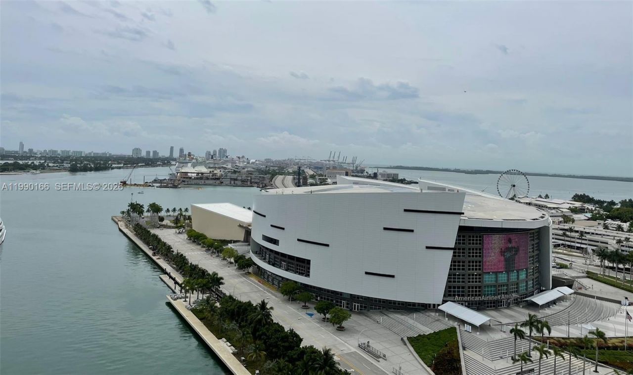 888 Biscayne Blvd, Unit 1810, Miami, FL 33132 Photo