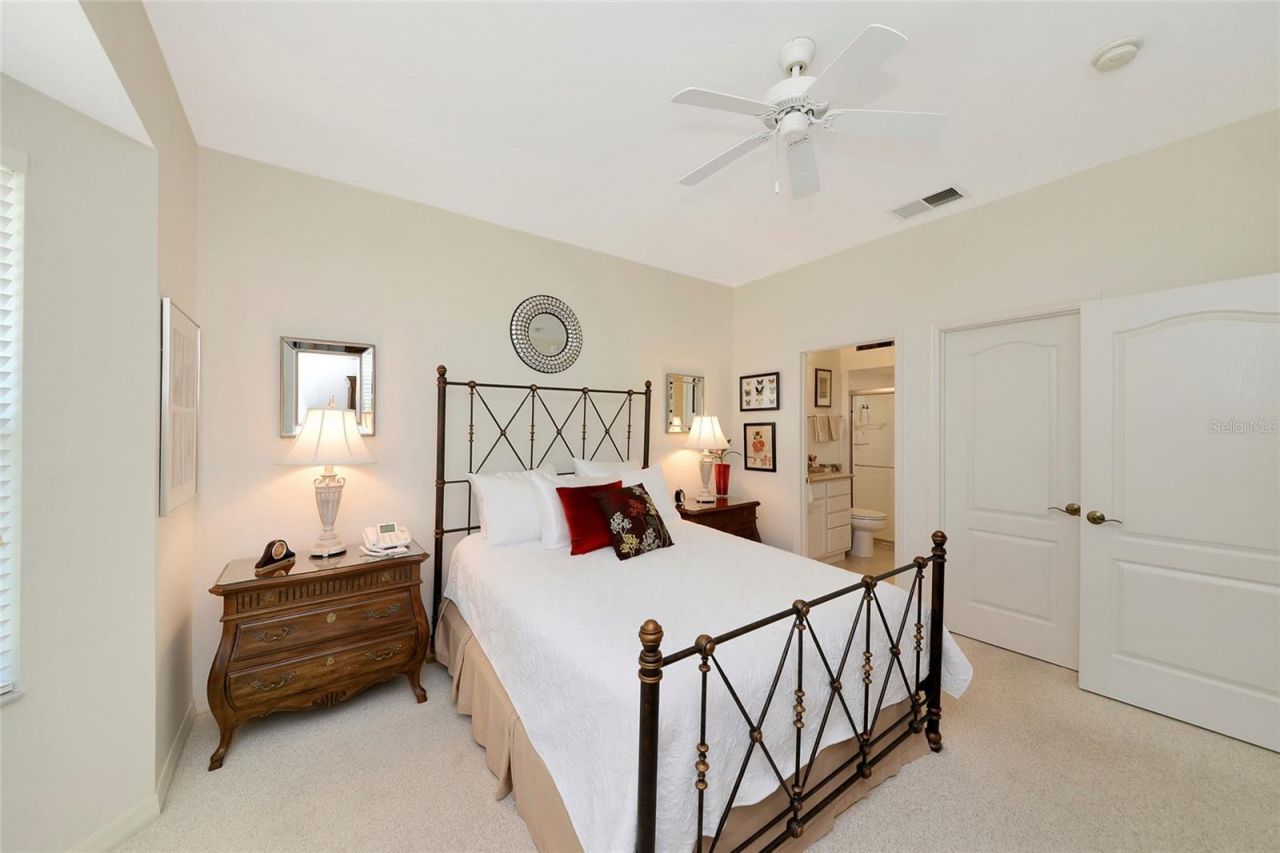 111 Auburn Woods Circle, Venice, FL 34292 Photo