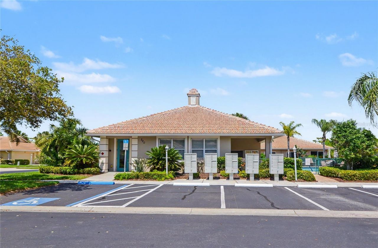 111 Auburn Woods Circle, Venice, FL 34292 Photo