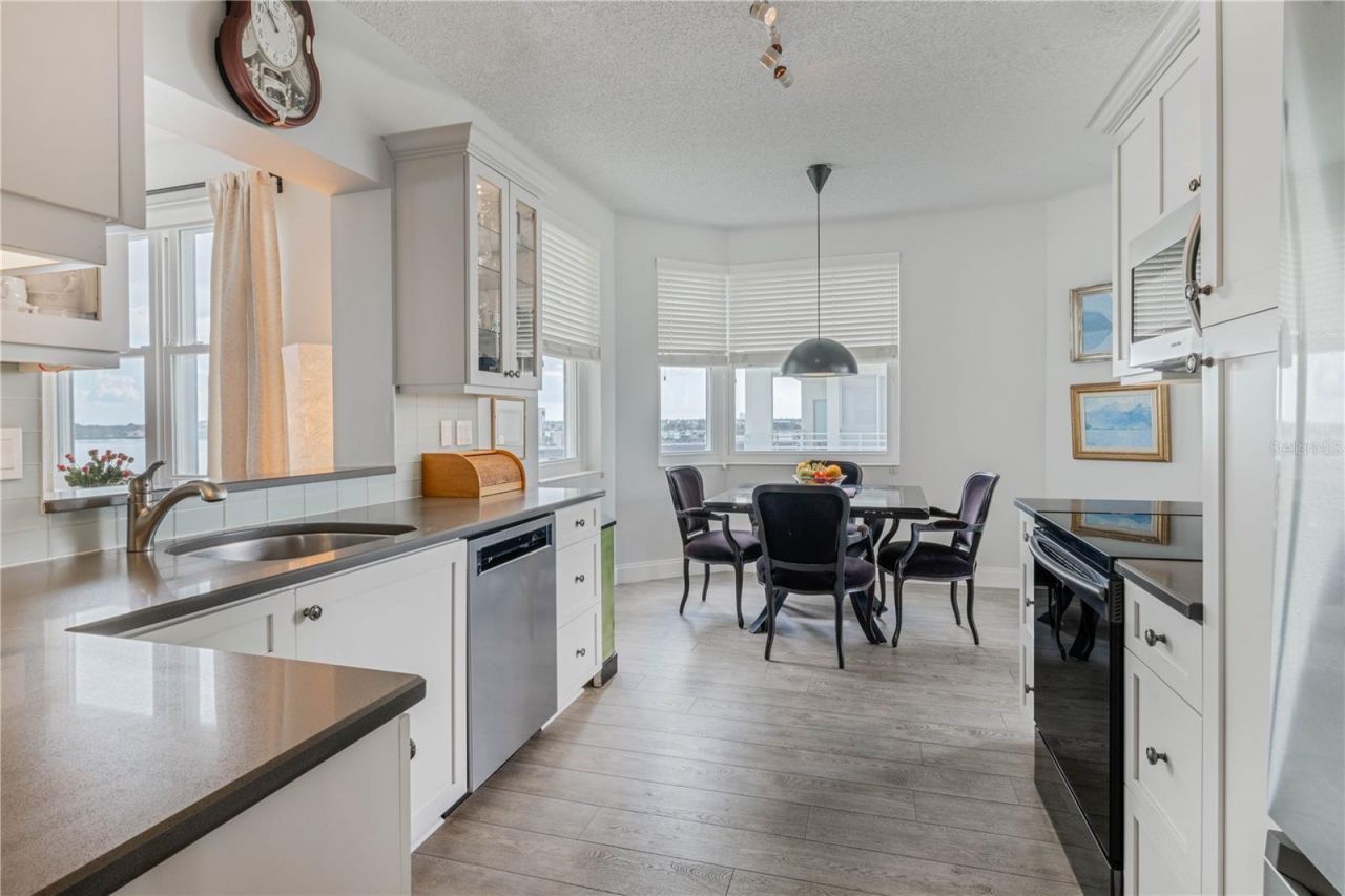 7979 Sailboat Key Boulevard S, Unit 508, South Pasadena, FL 33707 Photo