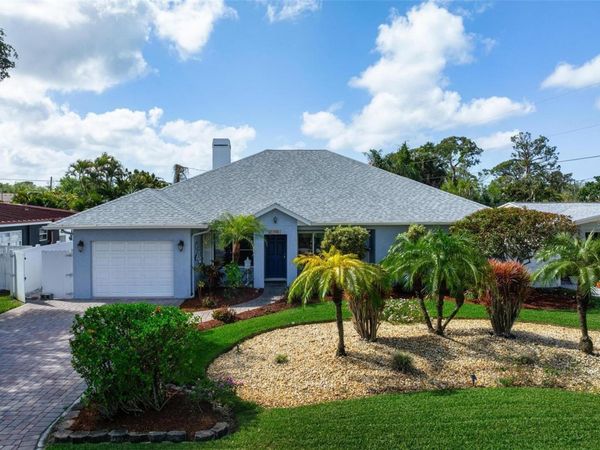 104 ALBA STREET W, VENICE, FL 34285