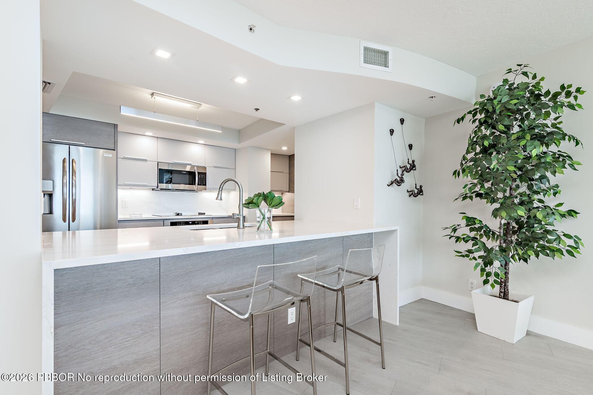 3000 N Ocean Drive, Unit 32E, Riviera Beach, FL 33404 Photo