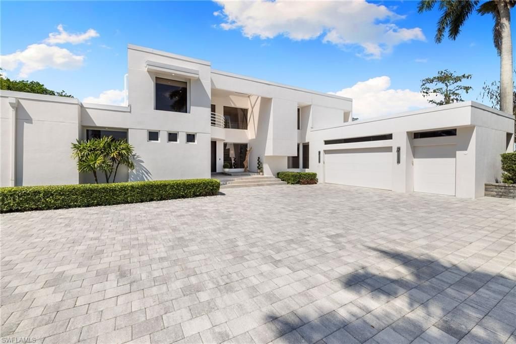 12933 Coco Plum Ln, Naples, FL 34119 Photo