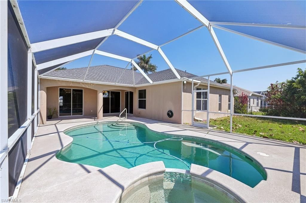 18310 Plumbago Ct, Lehigh Acres, FL 33972 Photo