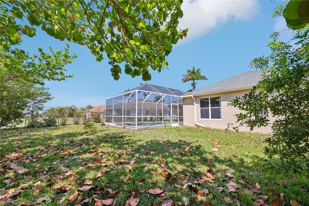 18310 Plumbago Ct, Lehigh Acres, FL 33972 Photo