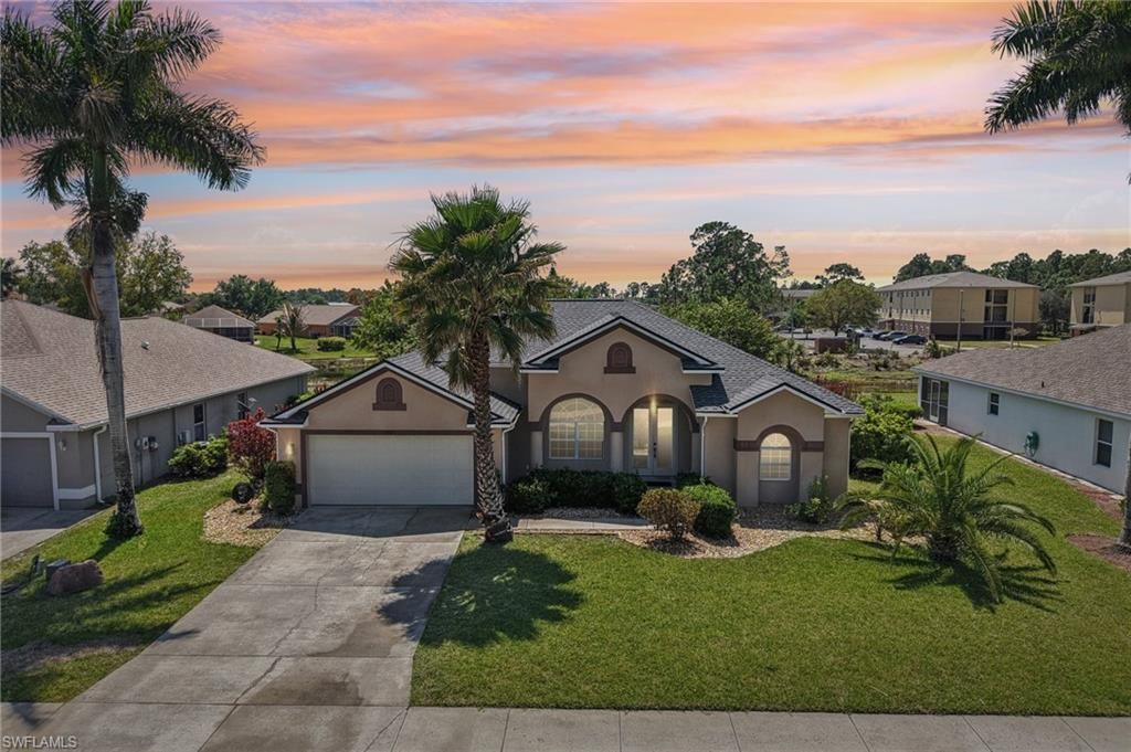 18310 Plumbago Ct, Lehigh Acres, FL 33972 Photo