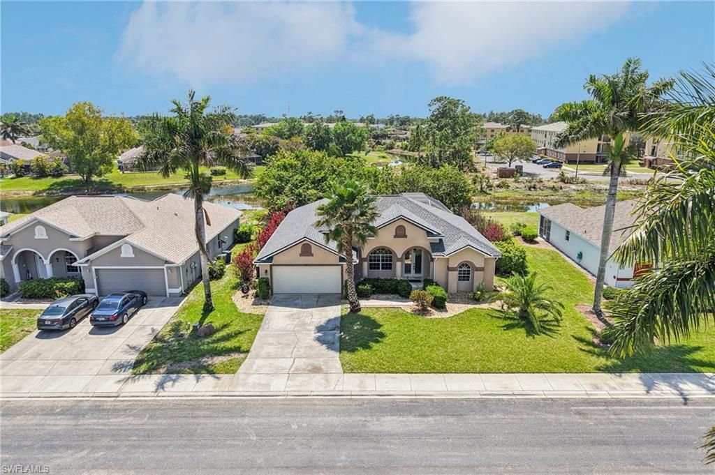 18310 Plumbago Ct, Lehigh Acres, FL 33972 Photo