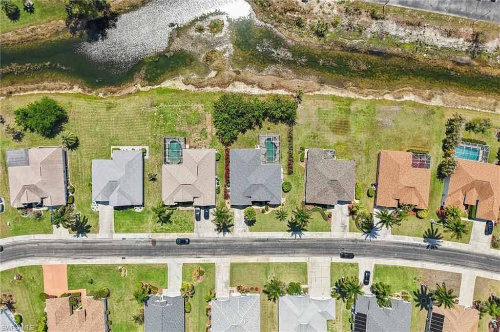 18310 Plumbago Ct, Lehigh Acres, FL 33972 Photo