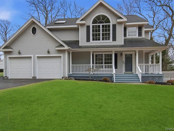 24 North Drive, Centerport, NY 11721