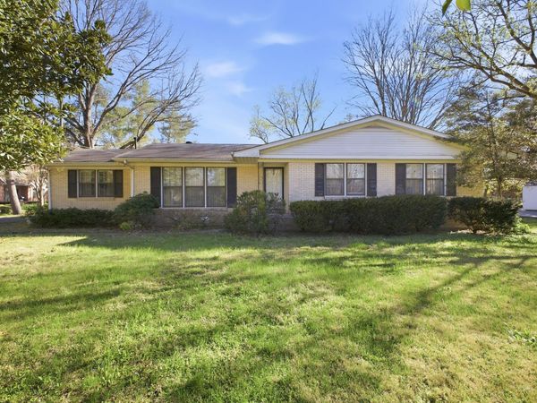 710 Murfreesboro Rd , Franklin, TN 37064