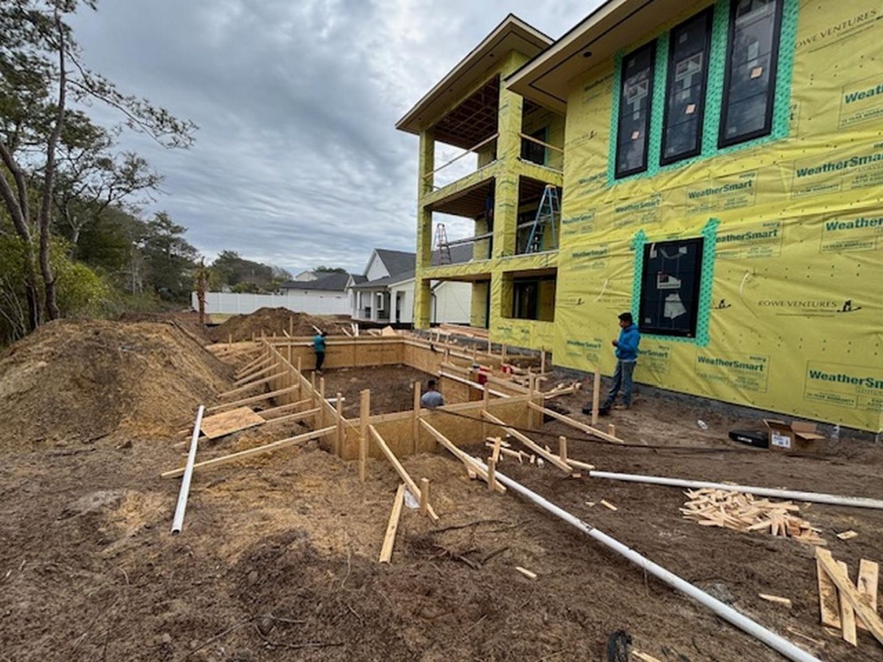 918 Strand Ave. Photo 12