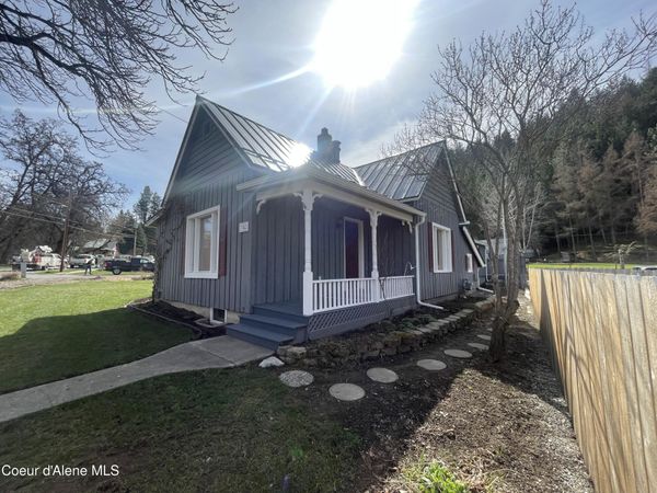 7042 Oak St. , Bonners Ferry, ID 83805