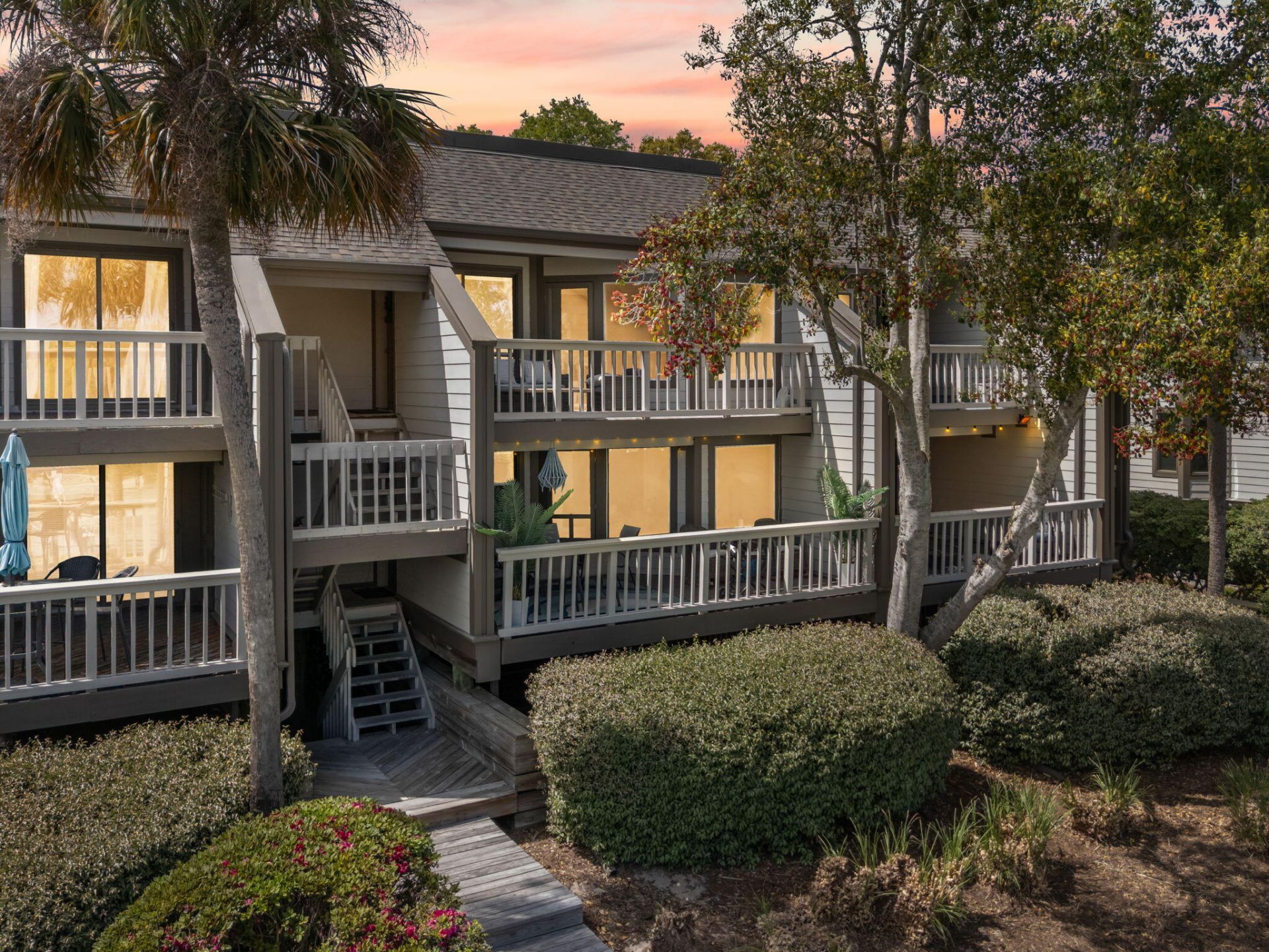 1621 Live Oak Park Photo 32