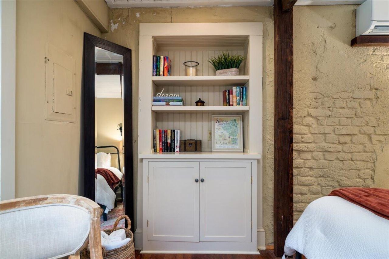 53 Hasell Street Photo 8