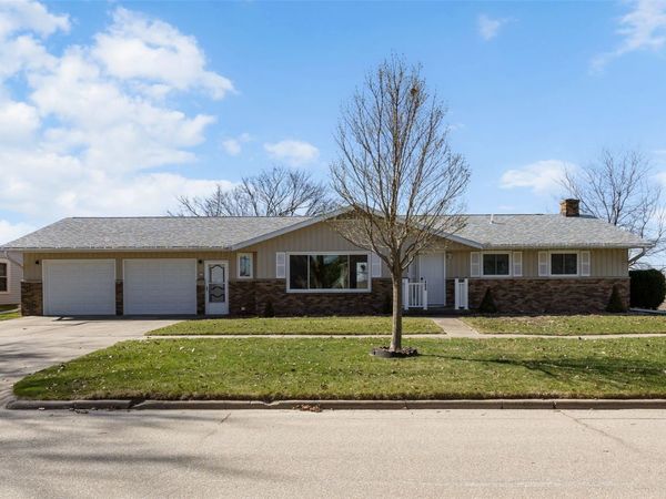 409 W 1st Street , Mechanicsville, IA 52306