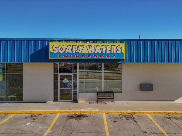 875 22nd Avenue , Coralville, IA 52241