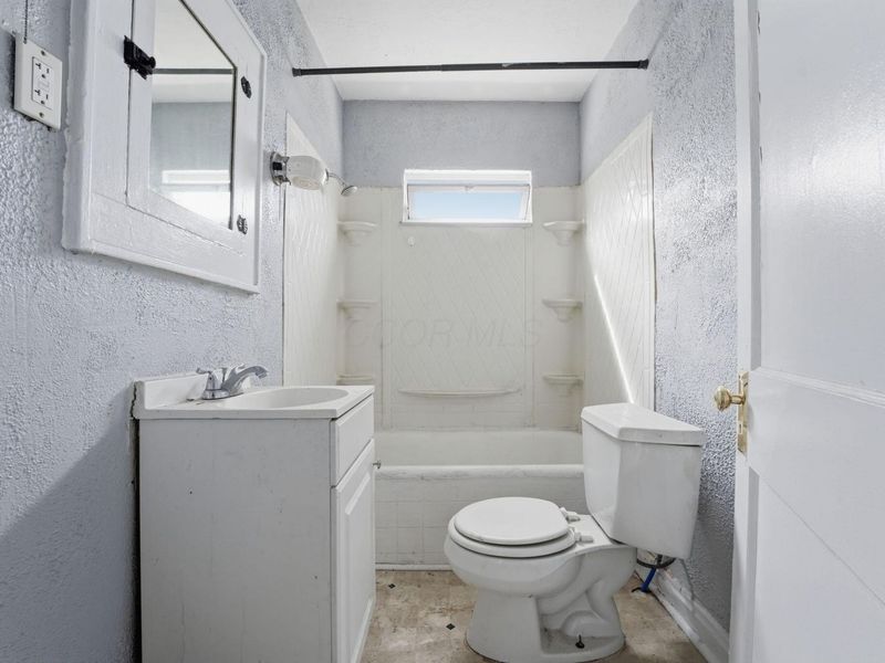 1157 E 18th Avenue, Columbus, OH 43211 Photo 14