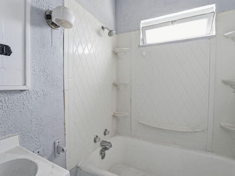 1157 E 18th Avenue, Columbus, OH 43211 Photo 15