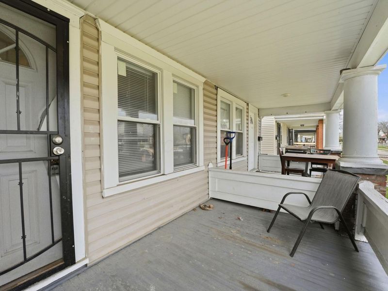 1157 E 18th Avenue, Columbus, OH 43211 Photo 2