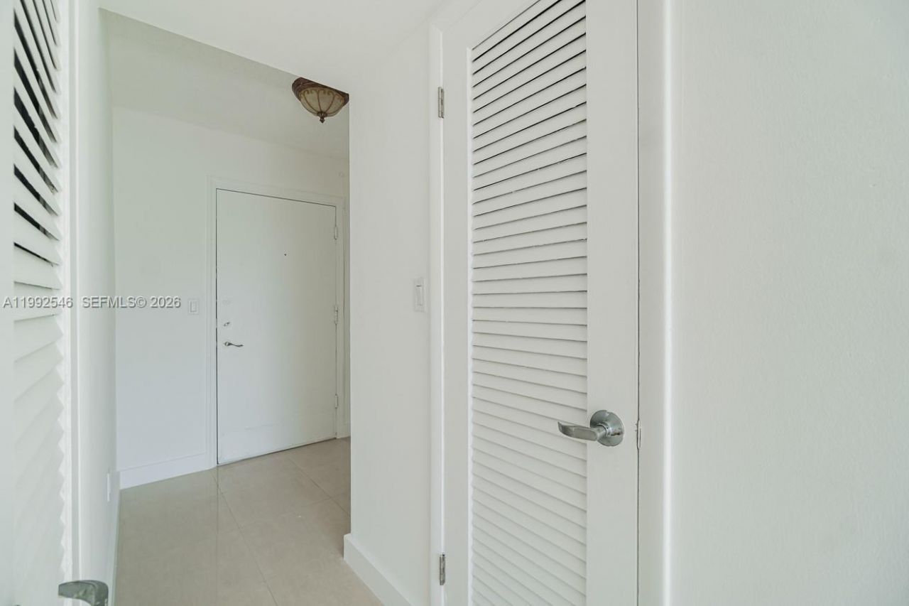 1075 93rd St , Unit 203, Bay Harbor Islands, FL 33154 Photo