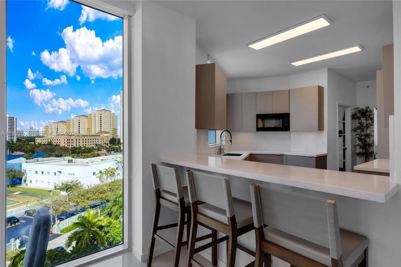3030 NE 188th St, Unit 602, Aventura, FL 33180 Photo