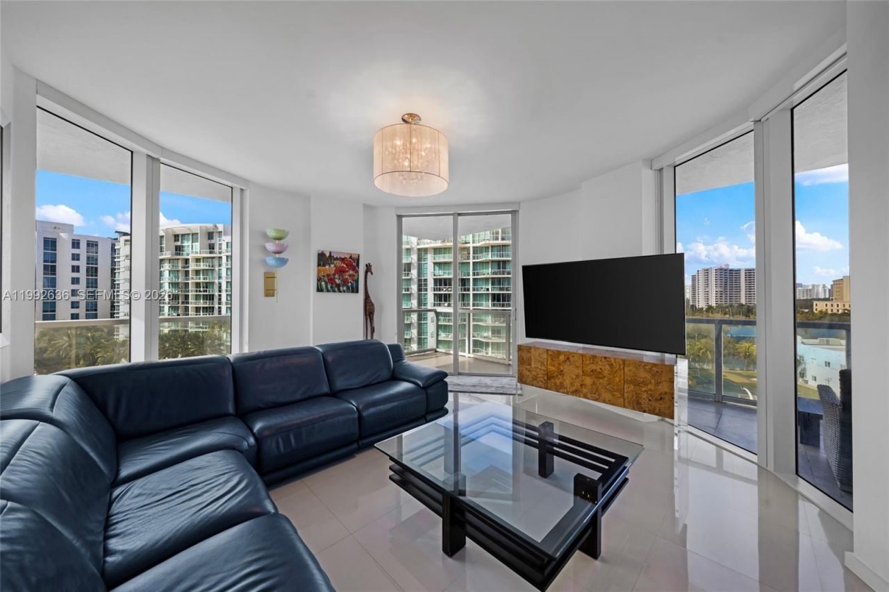 3030 NE 188th St, Unit 602, Aventura, FL 33180 Photo