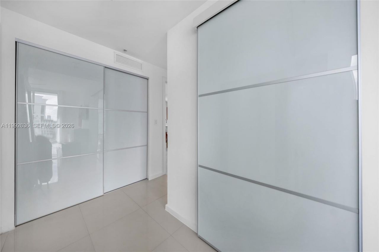 3030 NE 188th St, Unit 602, Aventura, FL 33180 Photo