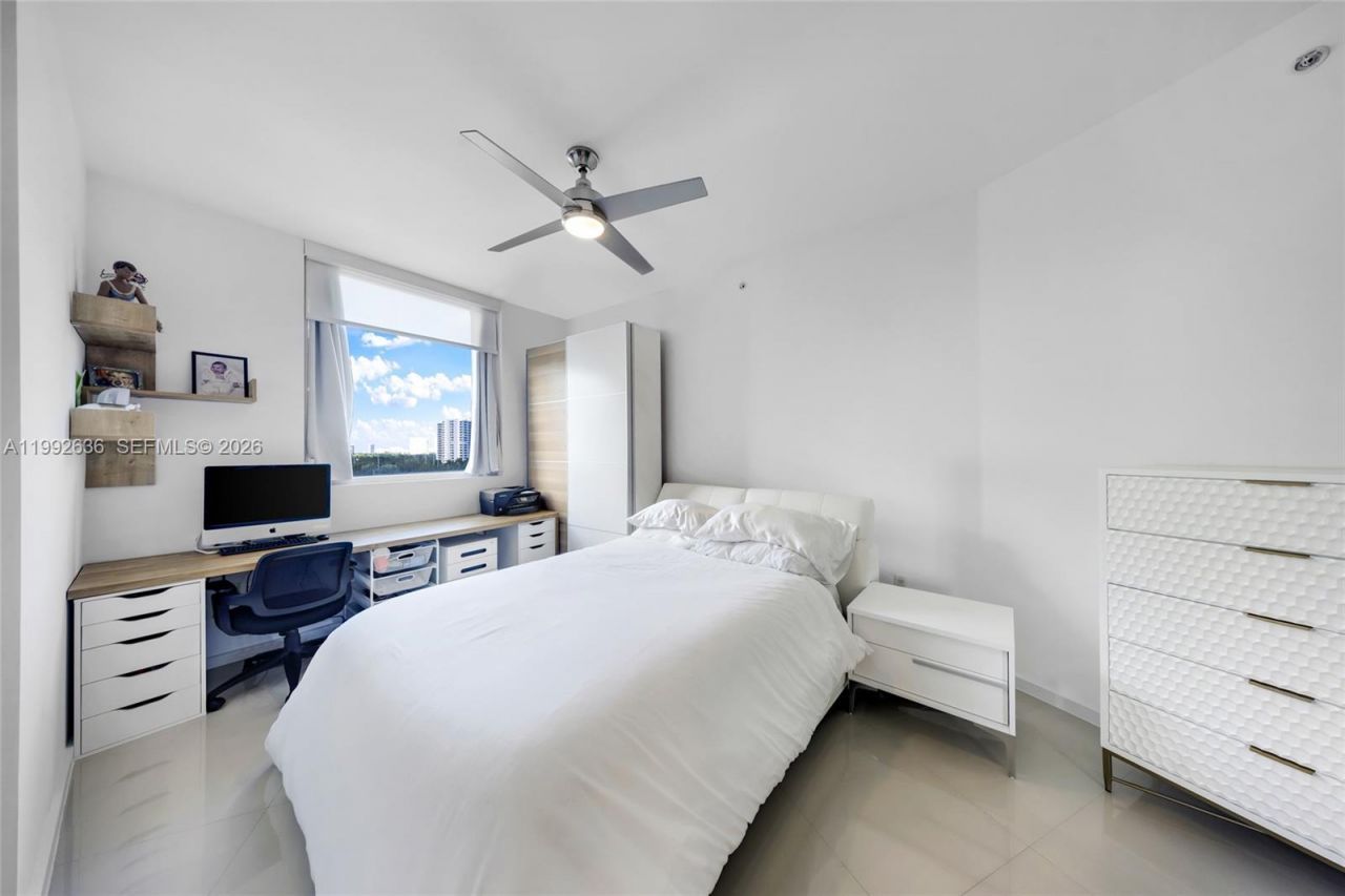 3030 NE 188th St, Unit 602, Aventura, FL 33180 Photo