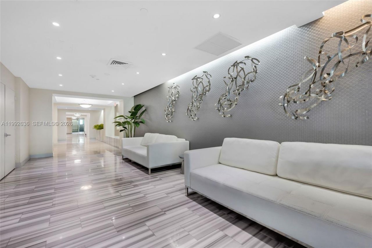 3030 NE 188th St, Unit 602, Aventura, FL 33180 Photo