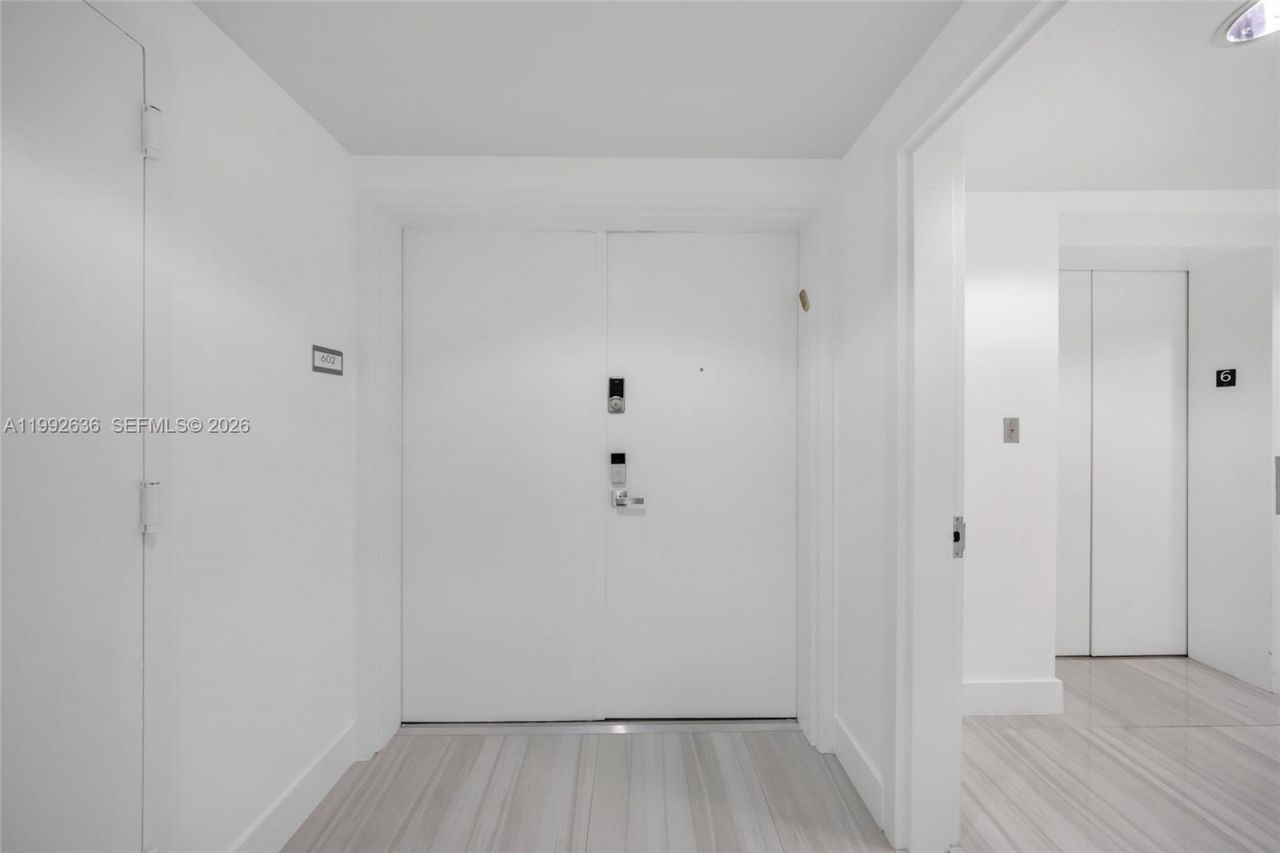 3030 NE 188th St, Unit 602, Aventura, FL 33180 Photo