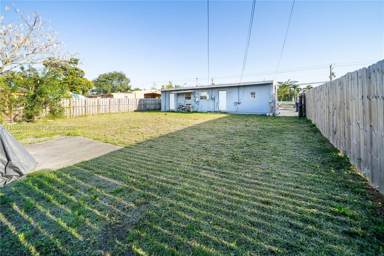 1119 NW 10th Pl , Fort Lauderdale, FL 33311 Photo