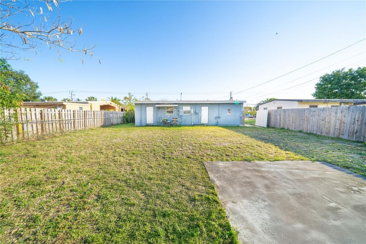 1119 NW 10th Pl , Fort Lauderdale, FL 33311 Photo