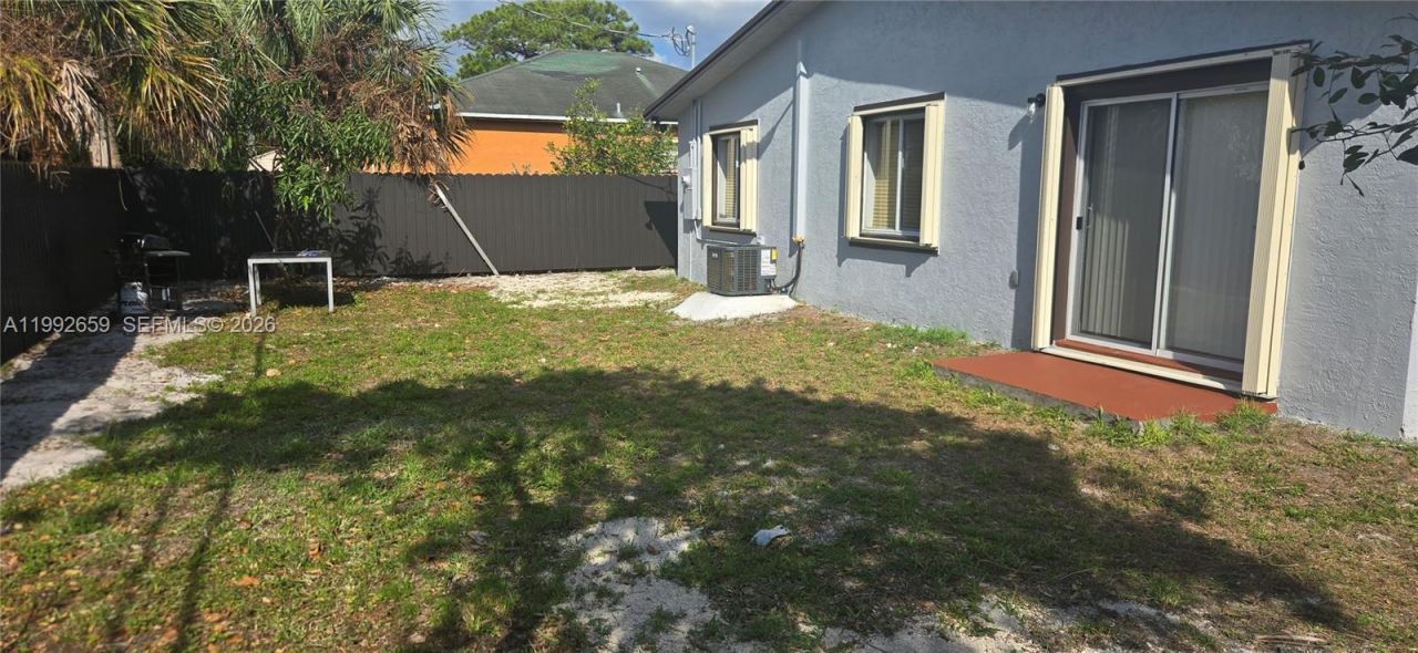 3190 NW 5th Ct, Unit B, Lauderhill, FL 33311 Photo