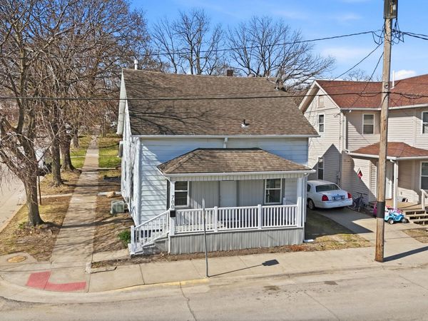 700 CEDAR, Muscatine, IA 52761