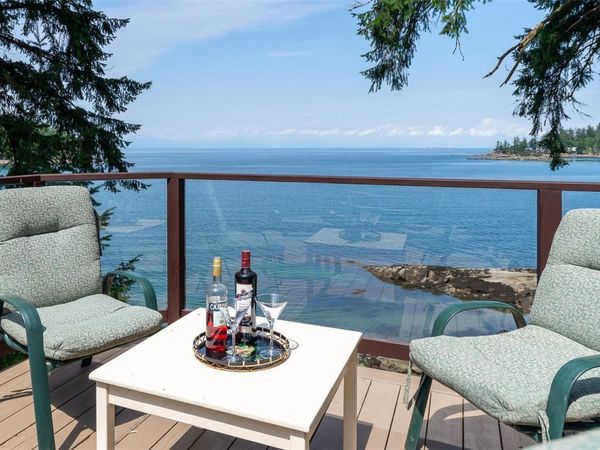 835 Sturdies Bay Rd, Unit 1, Galiano Island, BC V0N 0E9