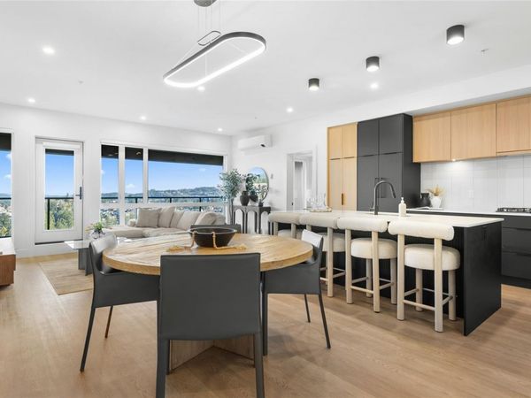 2341 Bear Mountain Pkwy, Unit 608, Langford, BC V9B 6V1