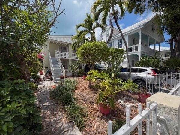 812 Thomas Street, KEY WEST, FL 33040