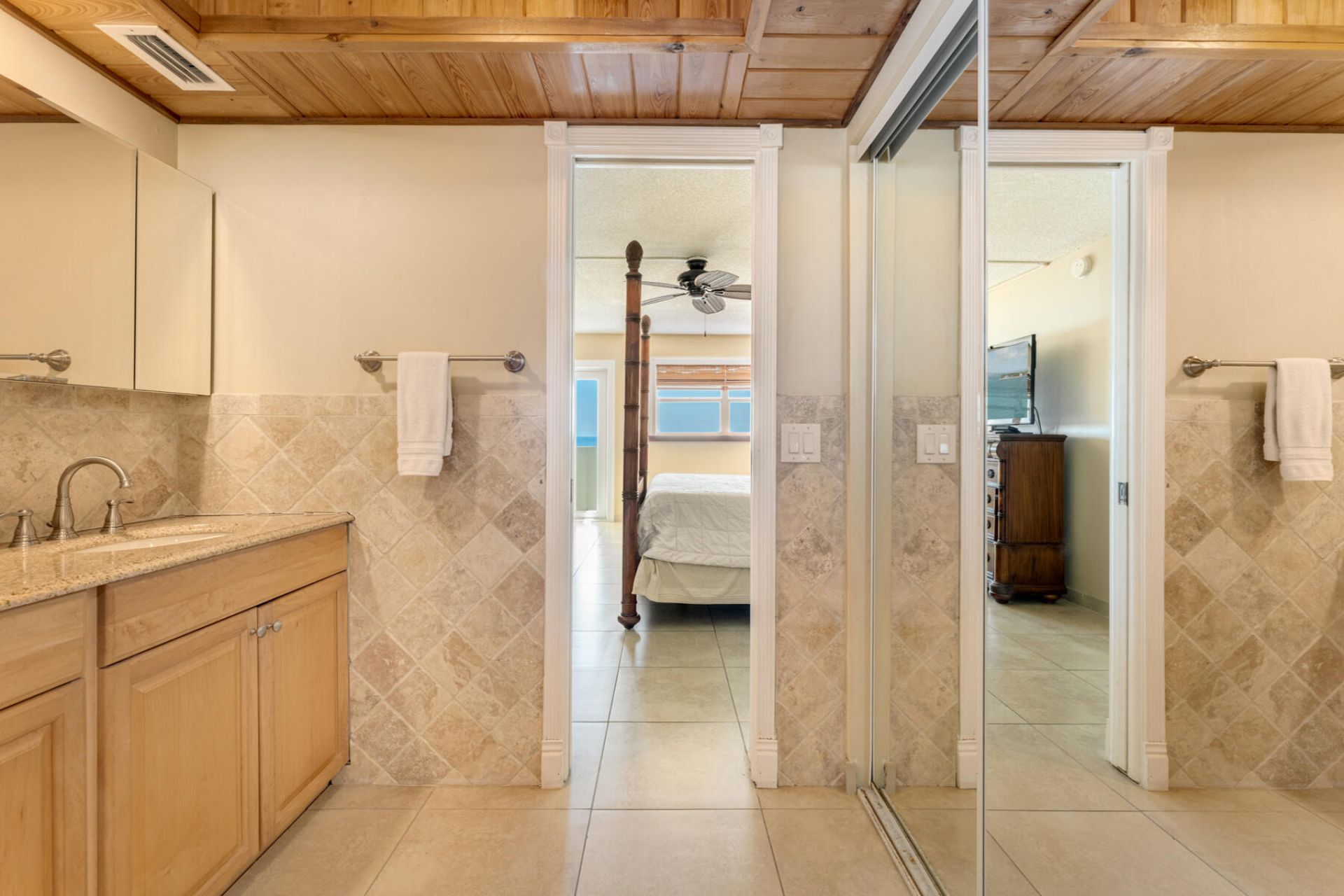 200 Wrenn Street, Unit APT 510, Tavernier, FL 33070 Photo