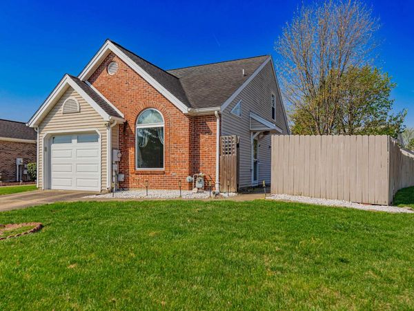 3812 Windsong Cove, Evansville, IN 47715